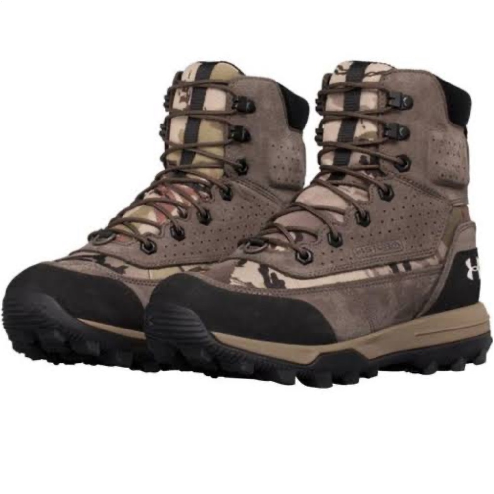 *SOLD* Under Armour Speed Freak Bozeman Boots